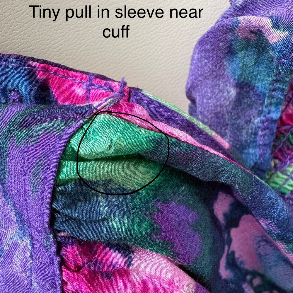 Talbots Floral Blouse XL Purple Pink Smocked Ruffle Neck Watercolor Garden Party - Picture 9 of 9